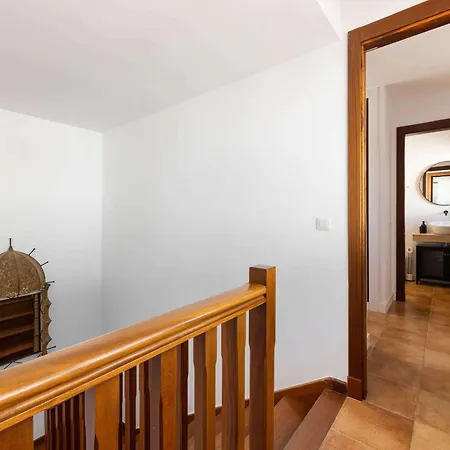 Calma Pool Oasis & Volcano Views Bayside Teguise (Lanzarote)