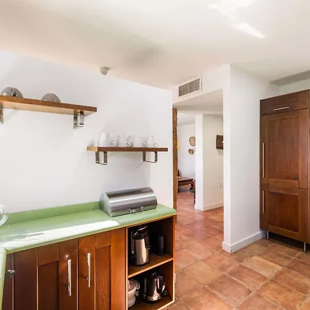 Calma Pool Oasis & Volcano Views Bayside